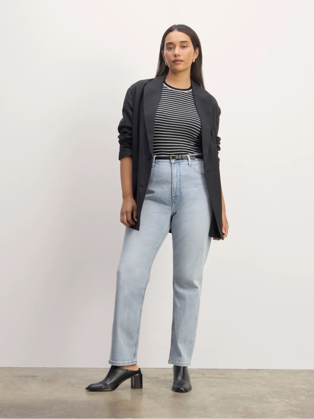 Everlane The Curvy Cheeky Jean Light Sky Medium Wash 26 Regular High Rise NWOT